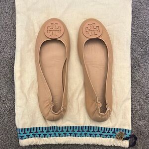 Tory Burch beige/nude ballet flats. Size 8. Fits TTS! Lightly worn.